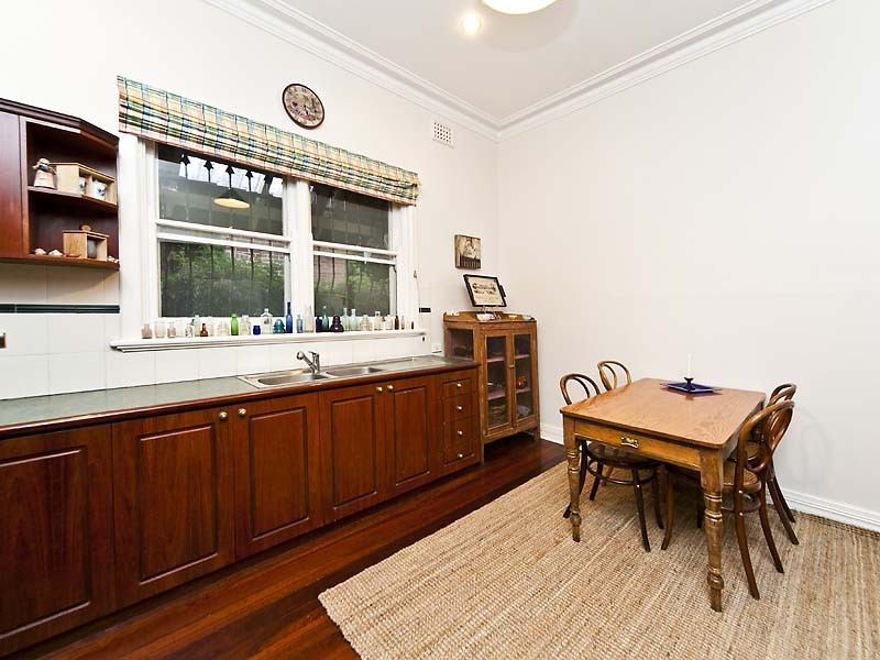 155 Sixth Avenue, Inglewood WA 6052