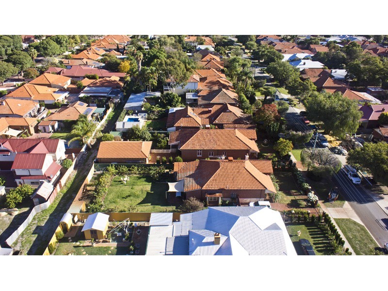 155 Sixth Avenue, Inglewood WA 6052