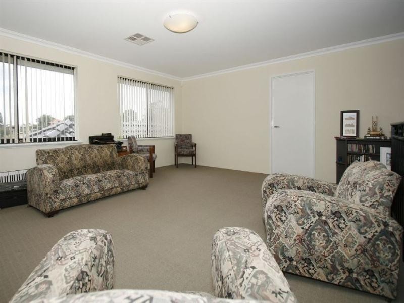 26 Tourer Court, Maylands WA 6051
