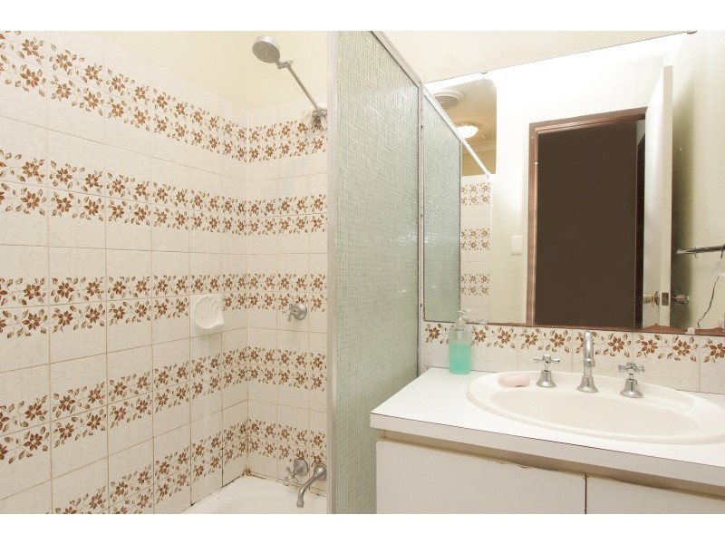 1/77 Lawley Street, Tuart Hill WA 6060