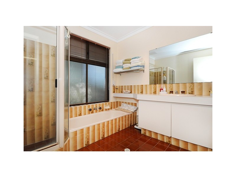 115 Robert Street, Henley Brook WA 6055