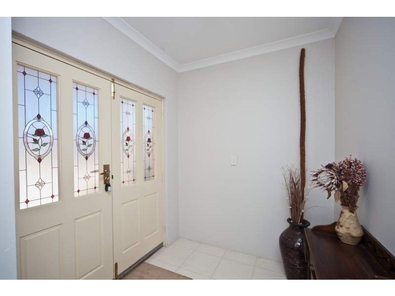 27A Bernice Street, Thornlie WA 6108
