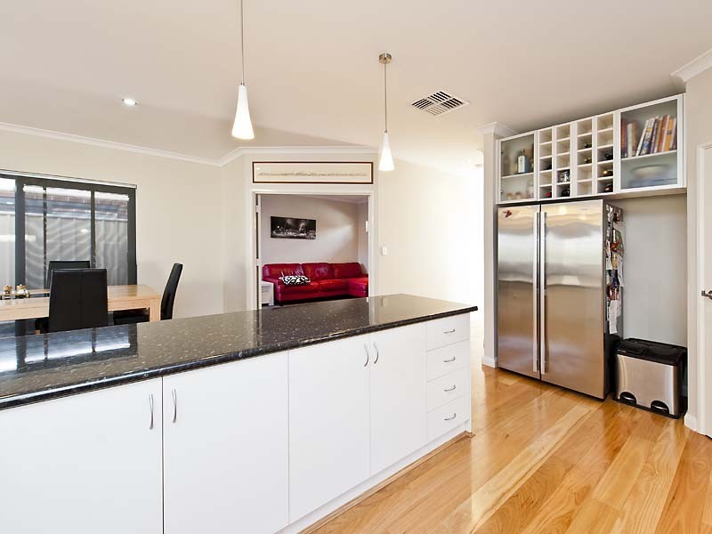 15 Salisbury Street, Bayswater WA 6053