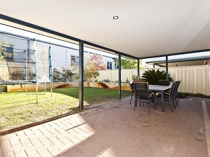 15 Salisbury Street, Bayswater WA 6053