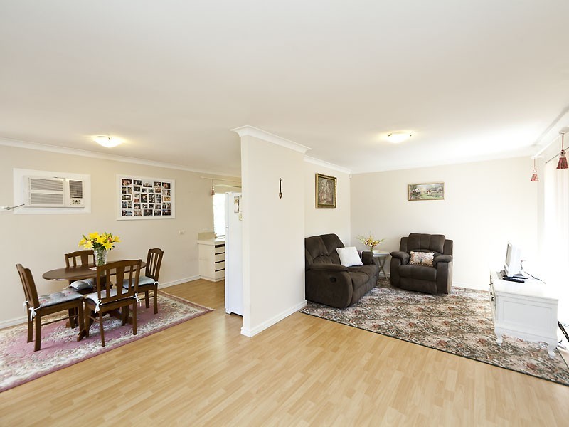 2/88 Woodrow Avenue, Yokine WA 6060