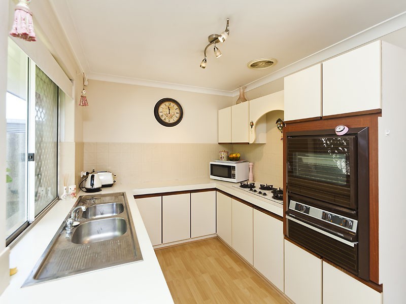 2/88 Woodrow Avenue, Yokine WA 6060