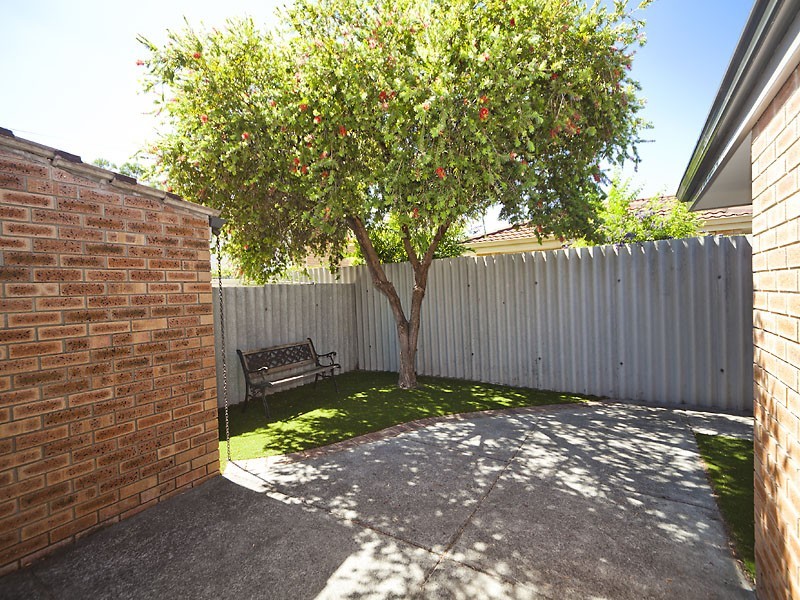 2/88 Woodrow Avenue, Yokine WA 6060