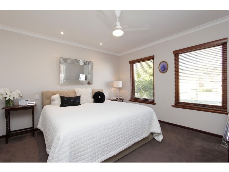 18 Halifax Road, Maylands WA 6051