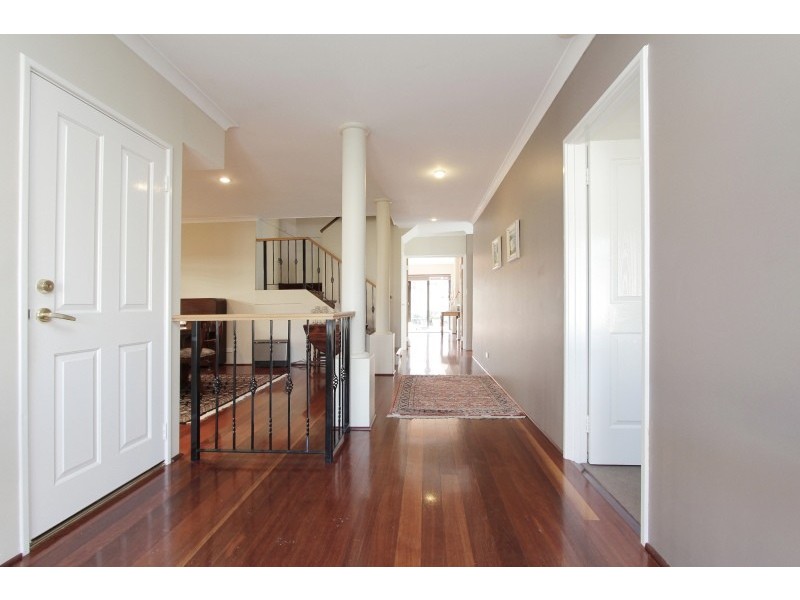 18 Halifax Road, Maylands WA 6051