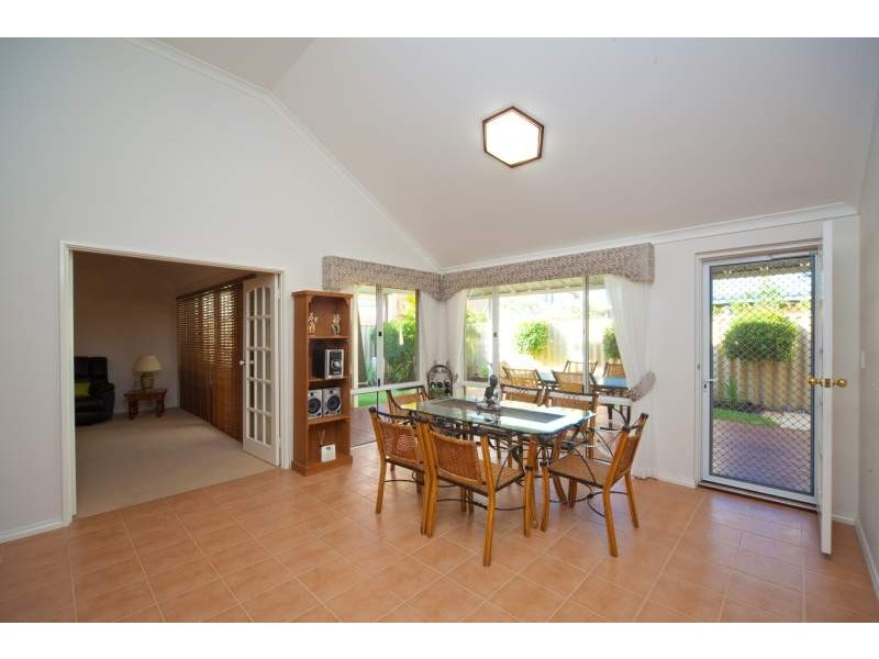 16 Halifax Road, Maylands WA 6051