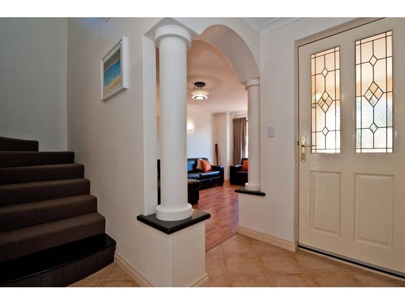 1/105 Seventh Avenue, Maylands WA 6051