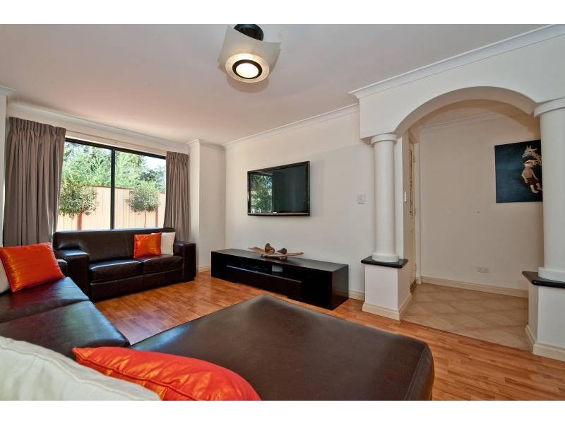 1/105 Seventh Avenue, Maylands WA 6051