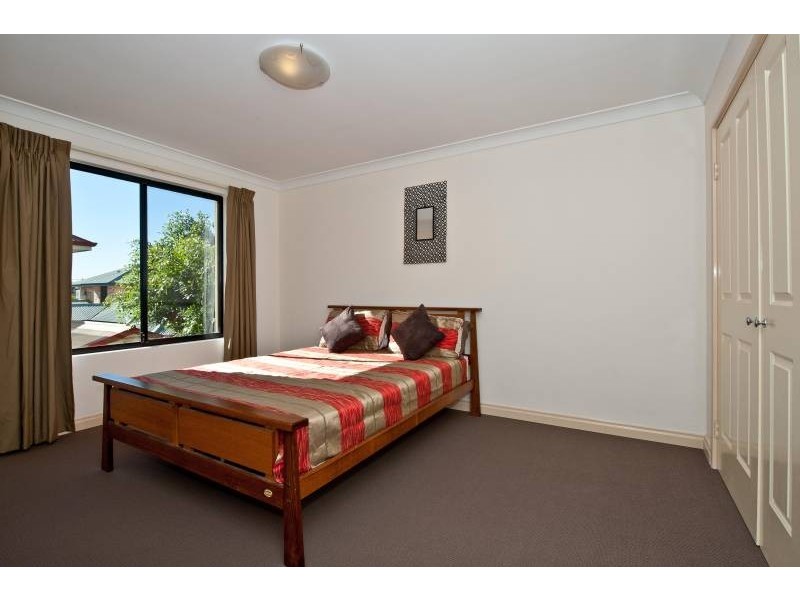 1/105 Seventh Avenue, Maylands WA 6051