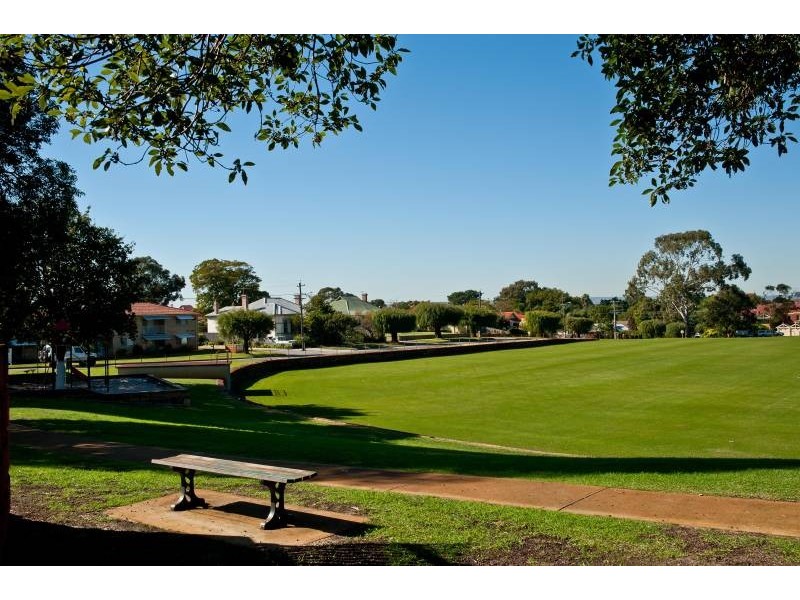 1/105 Seventh Avenue, Maylands WA 6051