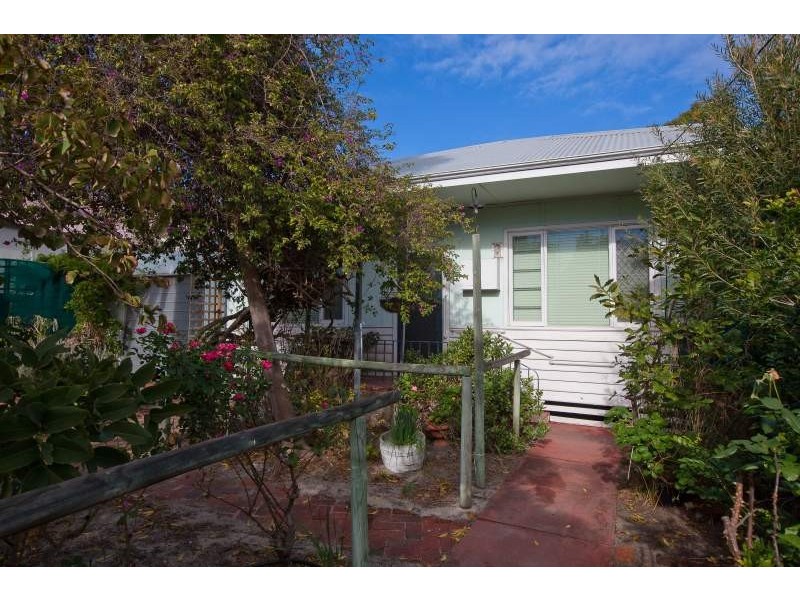 4 Wisbech Street, Bayswater WA 6053