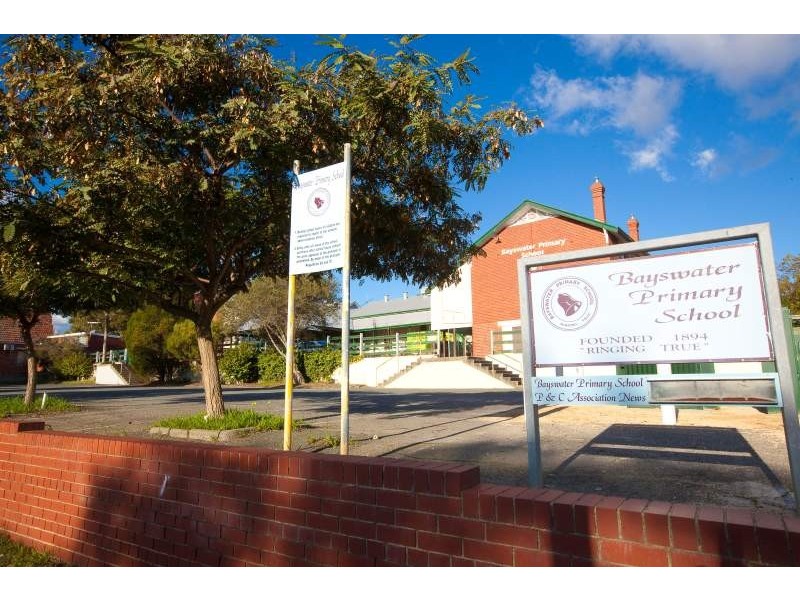 4 Wisbech Street, Bayswater WA 6053