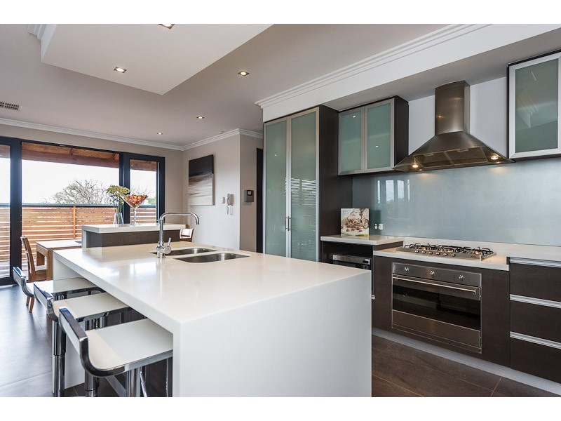 29 Kelvin Street, Maylands WA 6051