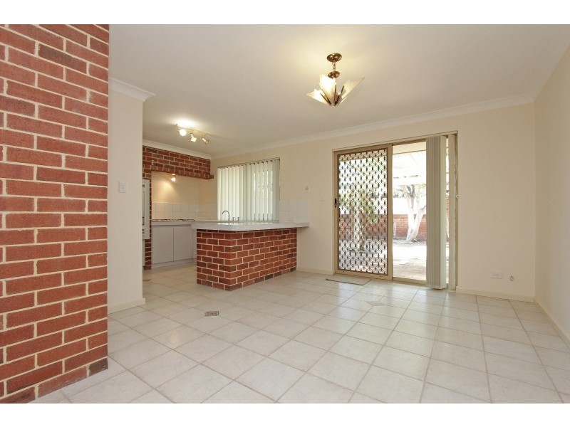 1/247 The Strand, Dianella WA 6059