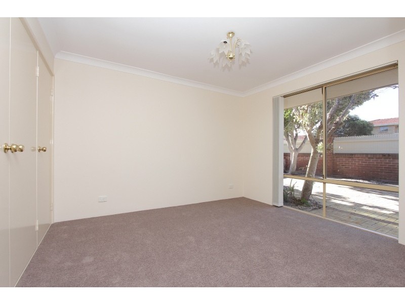 1/247 The Strand, Dianella WA 6059