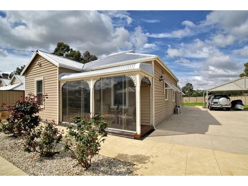 13 Nurstead Avenue, Bassendean WA 6054
