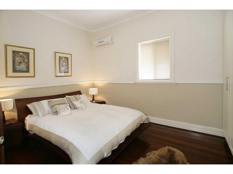 13 Nurstead Avenue, Bassendean WA 6054