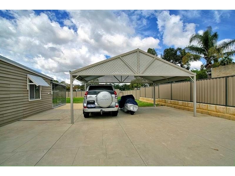 13 Nurstead Avenue, Bassendean WA 6054