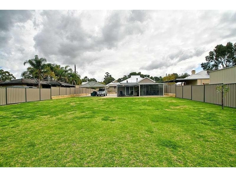 13 Nurstead Avenue, Bassendean WA 6054