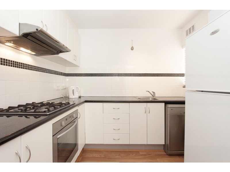 3/109 Pola Street, Dianella WA 6059