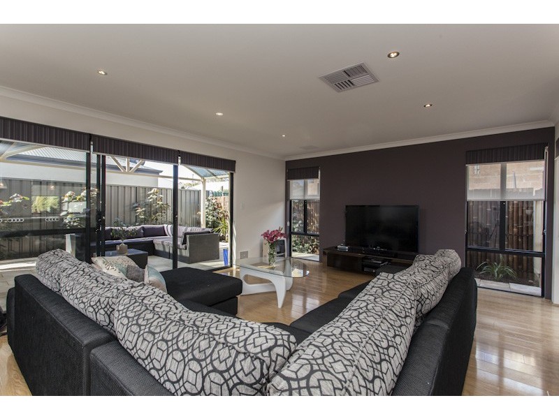 50A Grand Prom, Bayswater WA 6053