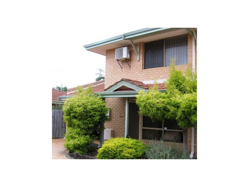 17/17 Cayley Street, Glendalough WA 6016