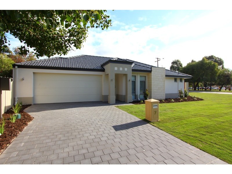 7 Altair Street, Dianella WA 6059