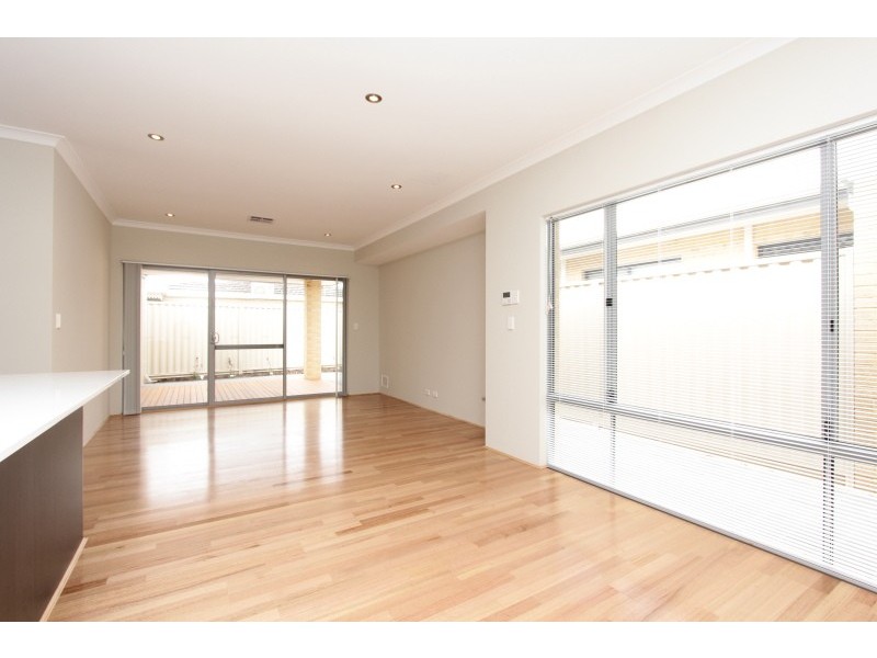 7 Altair Street, Dianella WA 6059