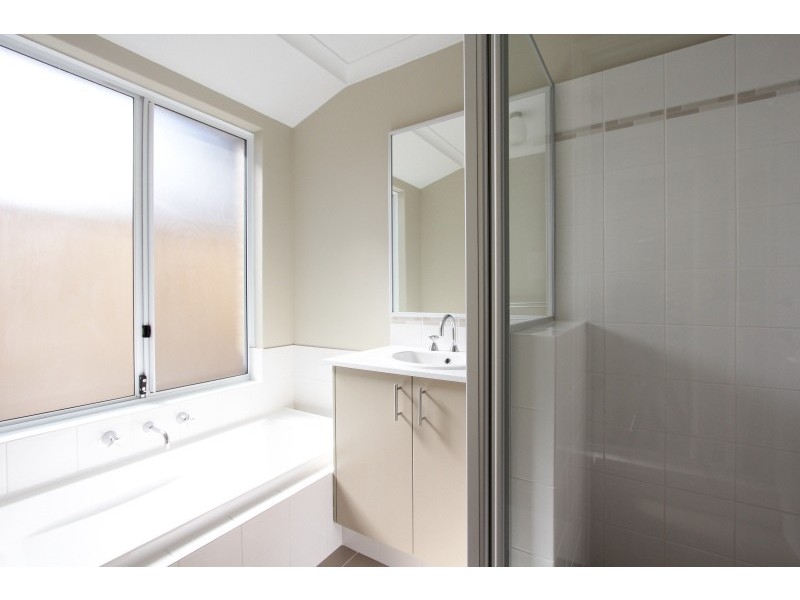 10 Sandhurst Road, Dianella WA 6059