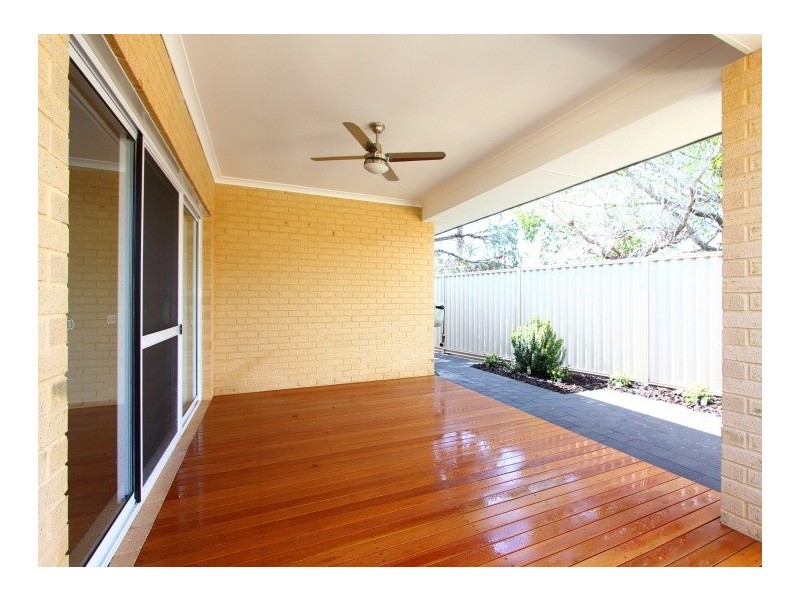 10 Sandhurst Road, Dianella WA 6059