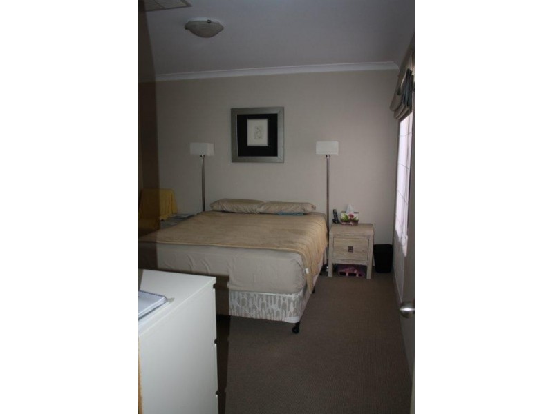 11A Harriet Place, Cloverdale WA 6105