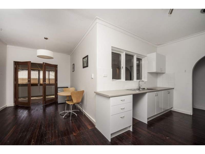 3 Henrietta Street, Bayswater WA 6053