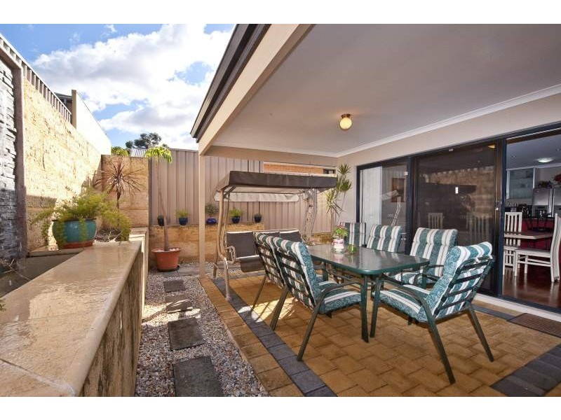 1B Aughton Street, Bayswater WA 6053