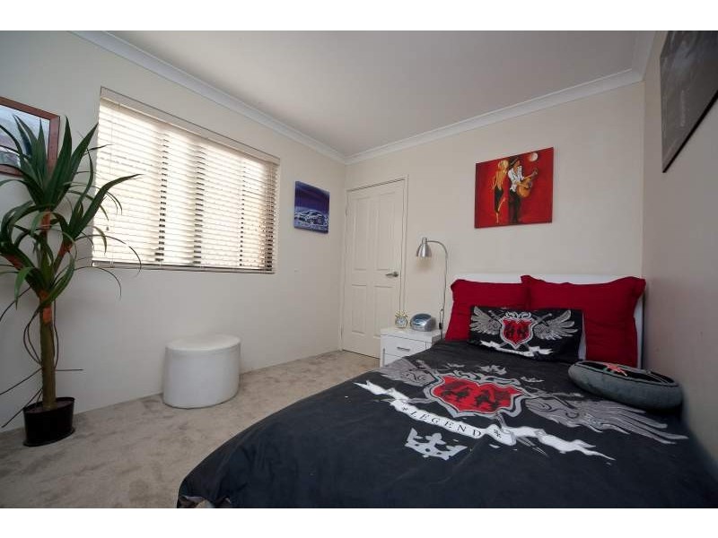 1B Aughton Street, Bayswater WA 6053