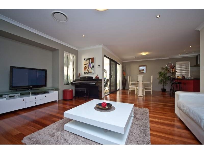 1B Aughton Street, Bayswater WA 6053