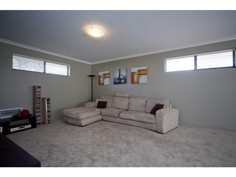 1B Aughton Street, Bayswater WA 6053