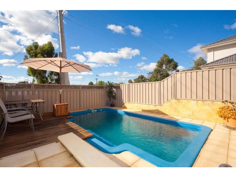 1B Aughton Street, Bayswater WA 6053