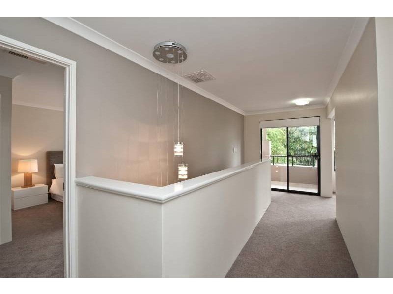 245A Holbeck Street, Doubleview WA 6018