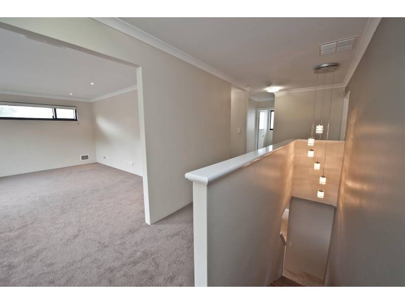 245A Holbeck Street, Doubleview WA 6018