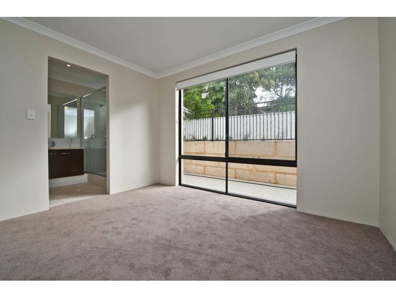 245A Holbeck Street, Doubleview WA 6018