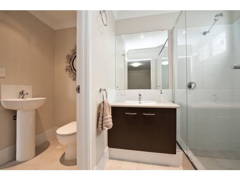 245A Holbeck Street, Doubleview WA 6018