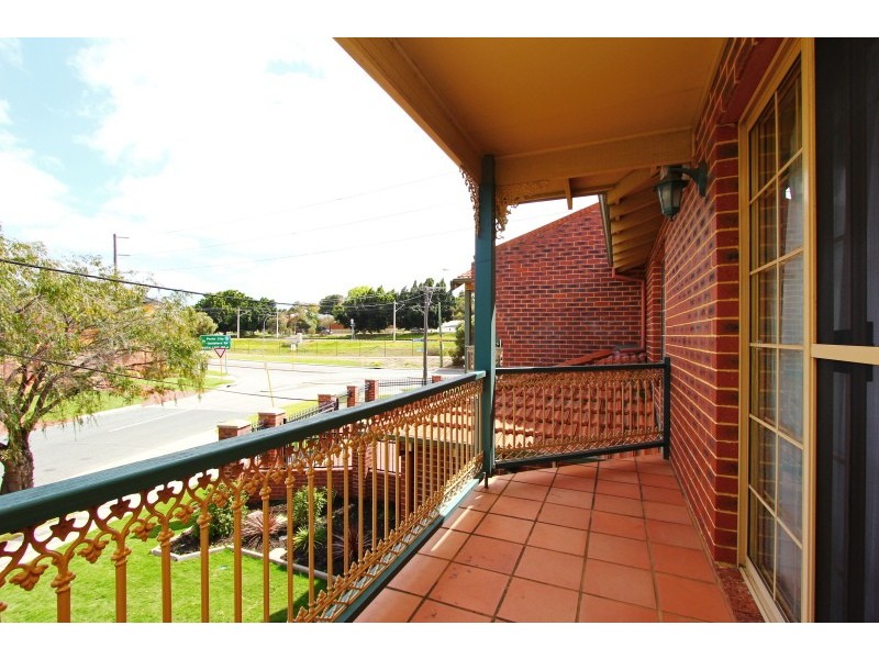 8 Second Avenue East, Mount Lawley WA 6050