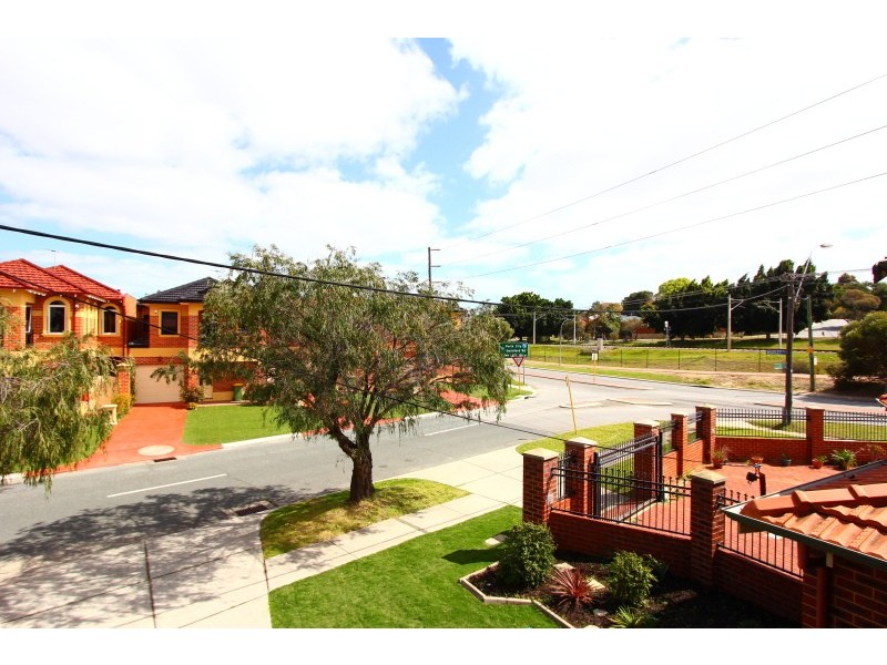 8 Second Avenue East, Mount Lawley WA 6050