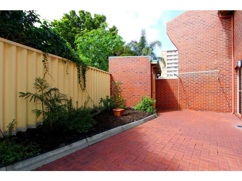 8 Second Avenue East, Mount Lawley WA 6050