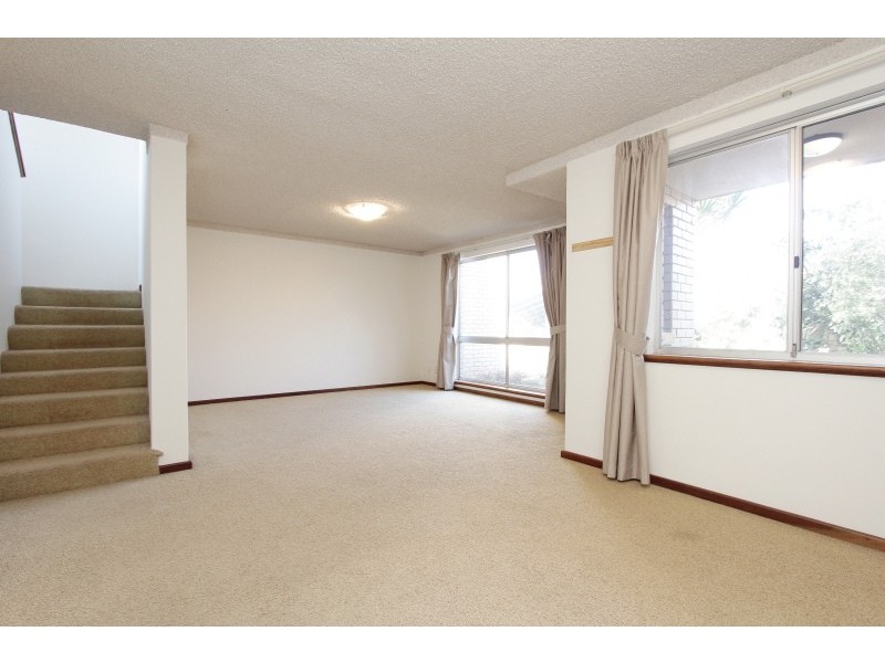 7/23 – 27 Kirkham Hill Terrace, Maylands WA 6051