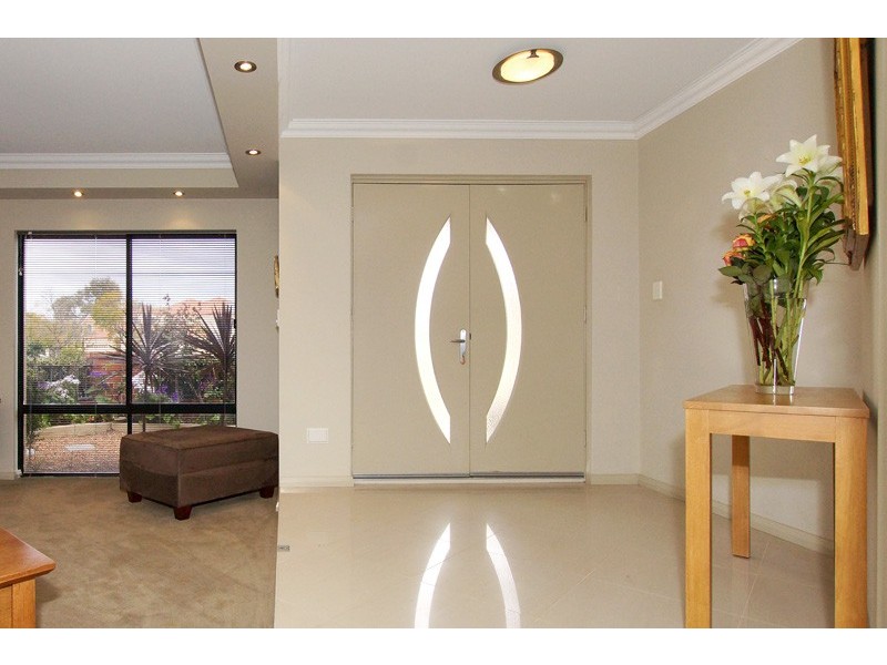 27 Tranby Road, Maylands WA 6051